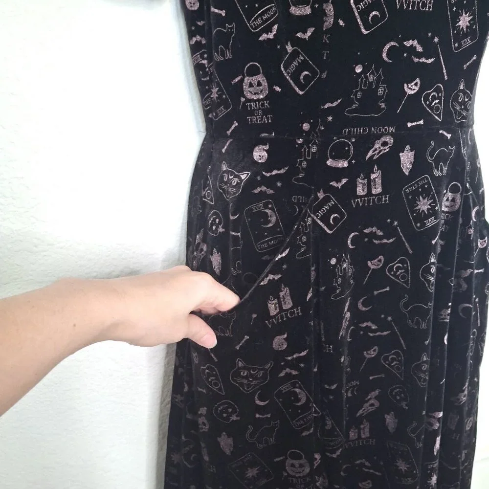 Collectif London Halloween Skater Dress Midi Sz S Velvet Novelty Print Pockets - Picture 7 of 16